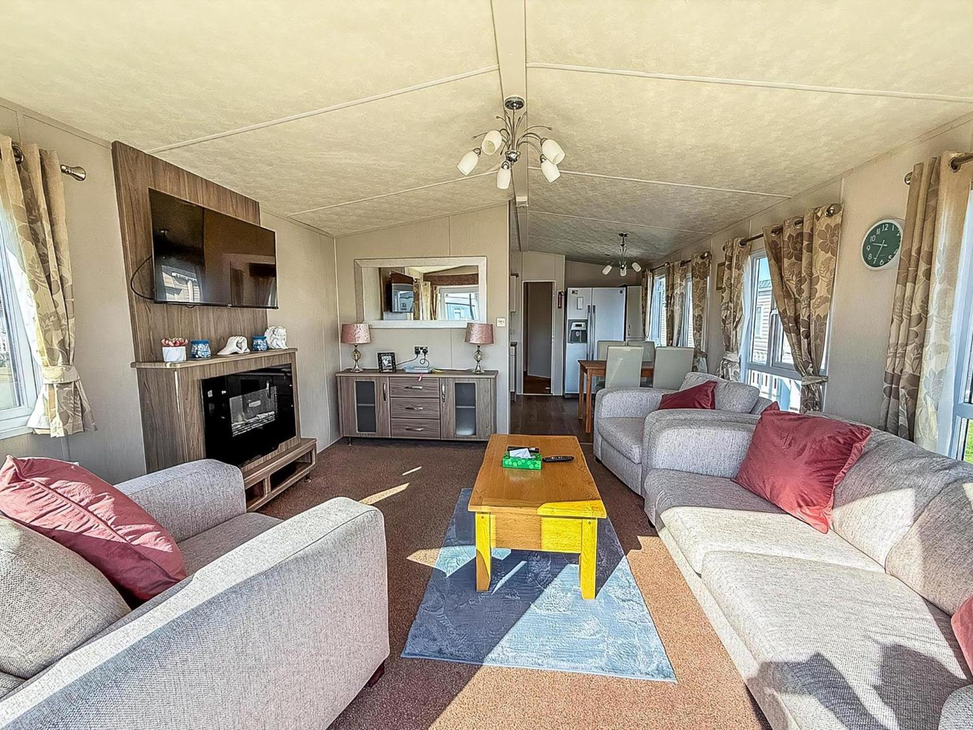Beautiful Caravan With Decking Wifi At St Osyth Beach Holiday Park Ref 28077Dw Clacton-on-Sea Exteriör bild